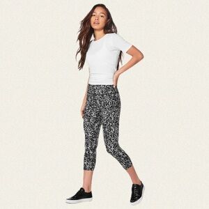 Lululemon Align Crop 21"